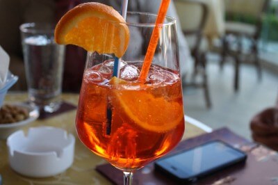 Aperol Spritz Drinks und Cocktails zu Weihnachten