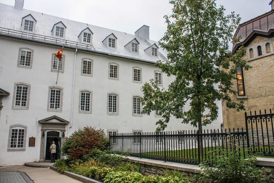 The religious heritage of Quebec: seat of the archbishops in Quebec