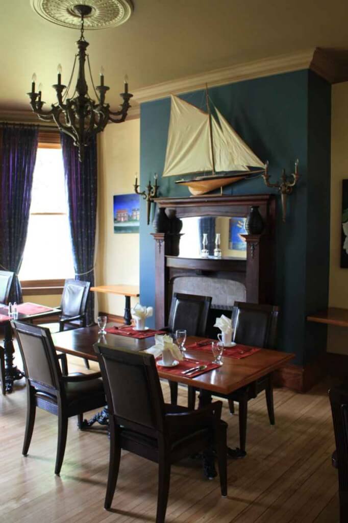 Restaurant im Maison Tait House in Shediac © Copyright Monika Fuchs, TravelWorldOnline