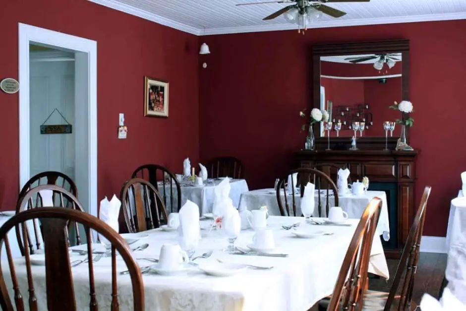 Enjoy a romantic dinner in Cupids Newfoundland