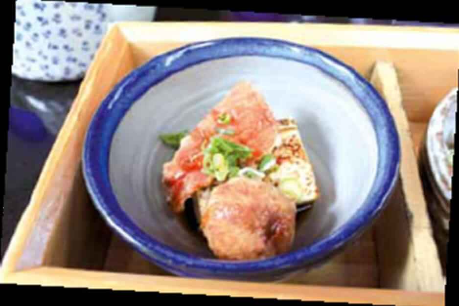 Sushi salmon tofu