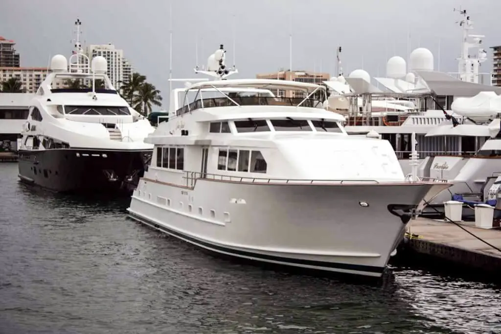 Eine Yacht hinter der anderen © Copyright Monika Fuchs, TravelWorldOnline