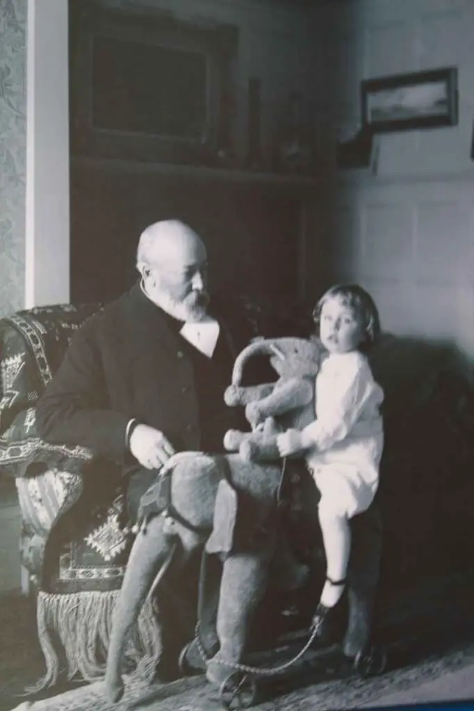 Sir William van Horne mit seinem Enkel mit freundlicher Genehmigung von Minister's Island