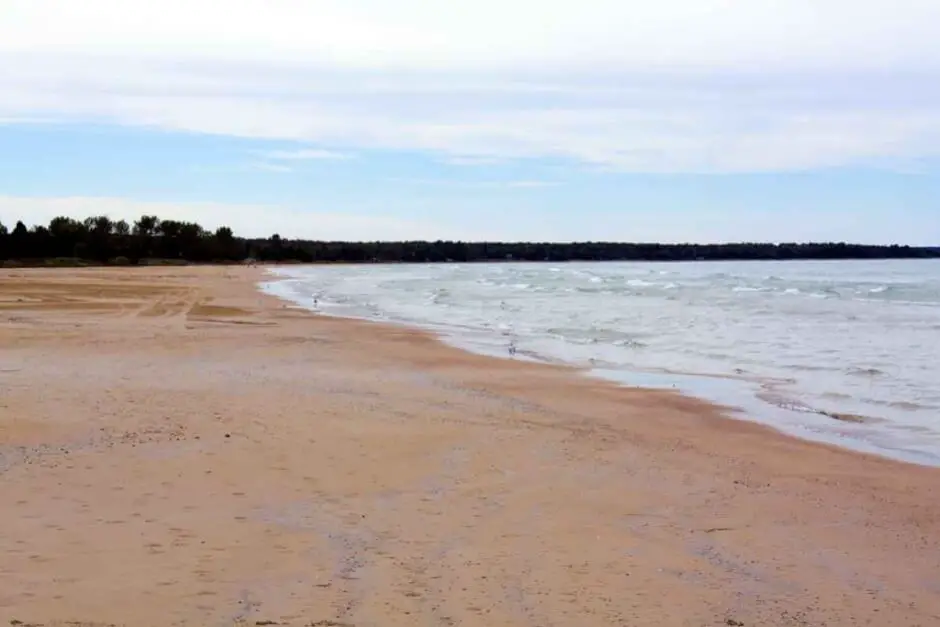 Deserted - the Sauble Beach in September
