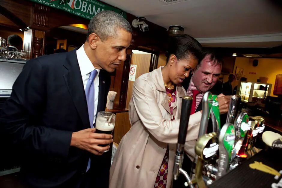 Michelle Obama pours