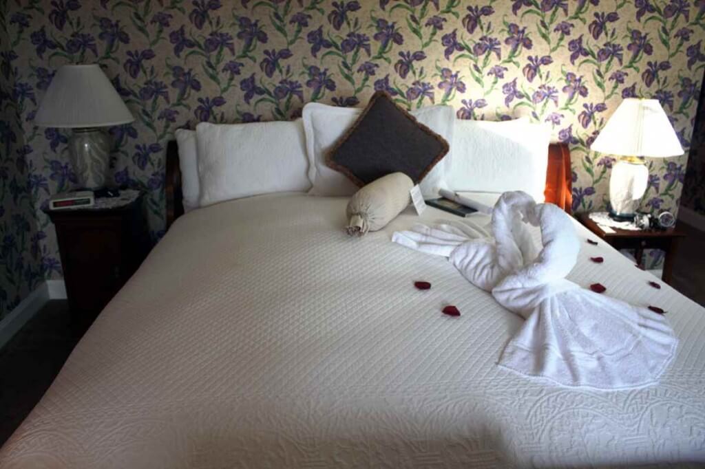 Gemütliche Betten im Adair Inn Bed Breakfast White Mountains USA