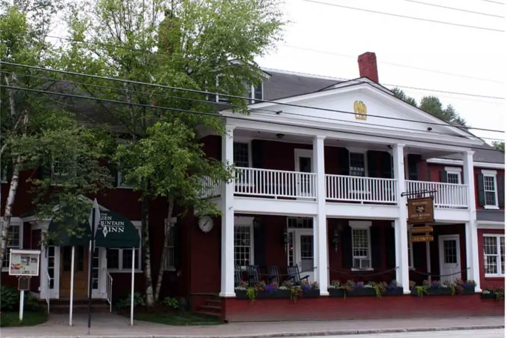 Das Green Mountain Inn in Stowe © Copyright Monika Fuchs, TravelWorldOnline