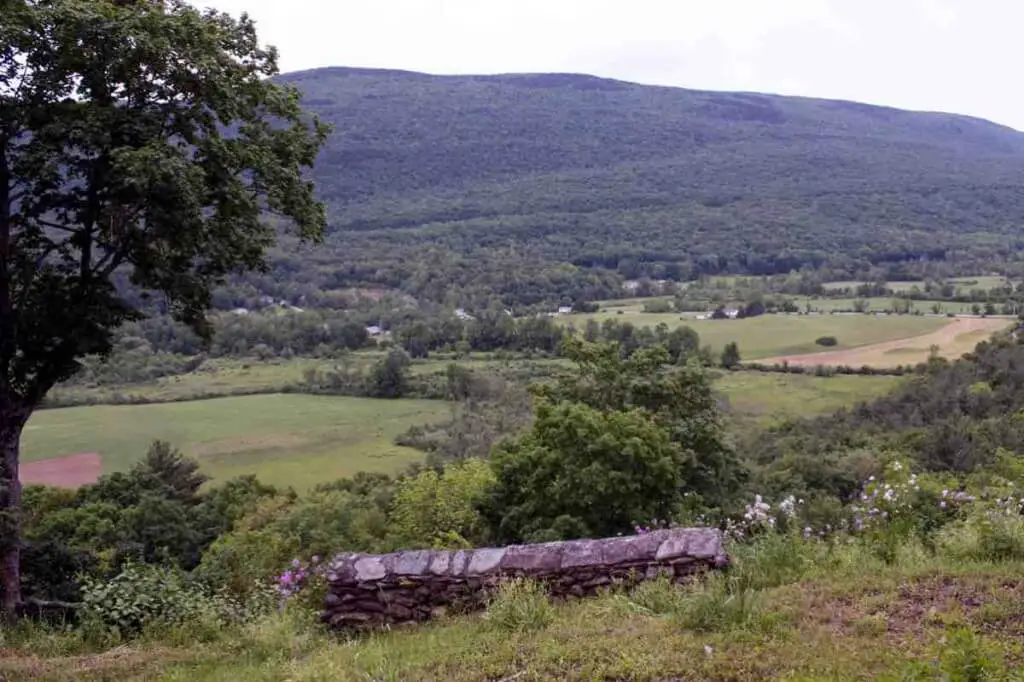 View of the Green Mountains on the other side of the valley © Copyright Monika Fuchs, TravelWorldOnline