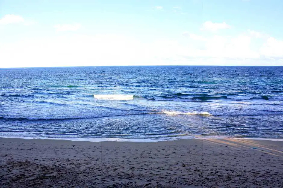 Der Blick auf den Atlantik vom Sun Tower Hotel Fort Lauderdale am Strand