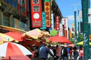 Ein buntes Durcheinander in der Chinatown von Toronto