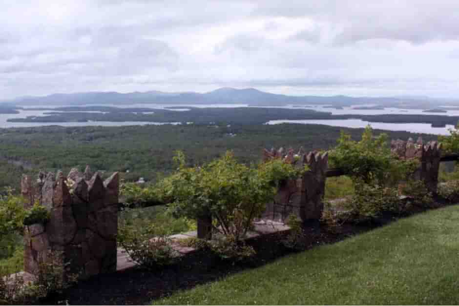 Lake Winnepesaukee, New Hampshire Copyright © Monika Fuchs, TravelWorldOnline