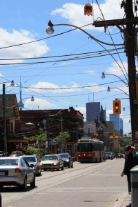 Das Queen Street Streetcar in Toronto