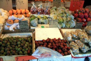 Exotische Früchte auf dem Markt in Torontos Chinatown