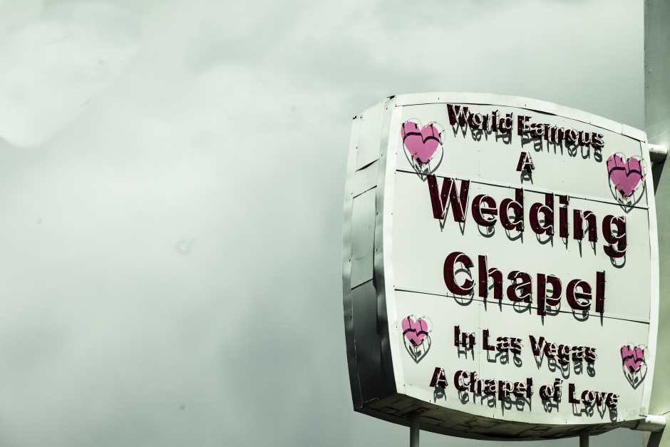 Marrying in Las Vegas - a phenomenon