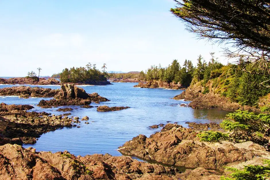 Hiking on the Wild Pacific Trail Vancouver Island