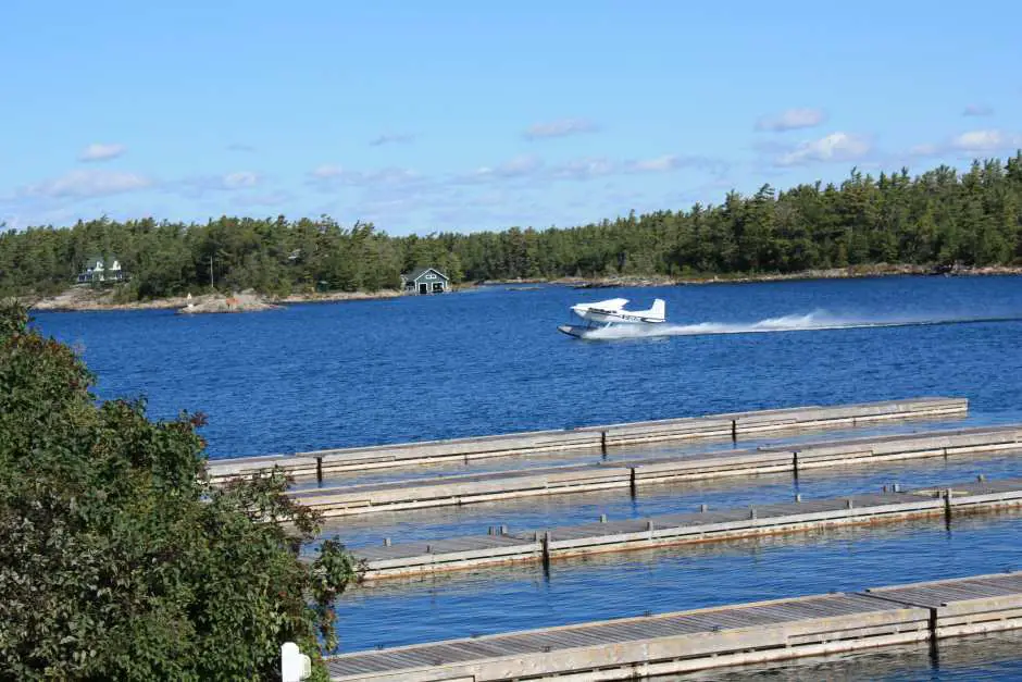 Seaplane at Henry's Restaurant