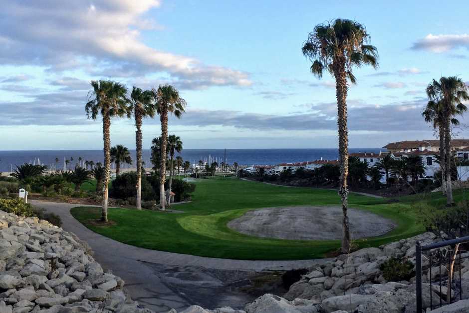 Play golf in Tenerife south