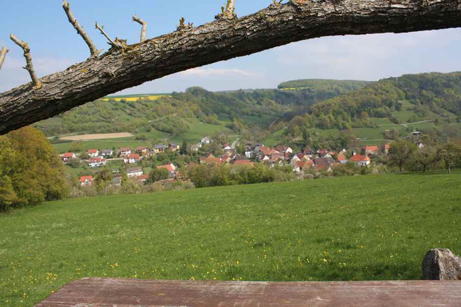 Picknickplatz oberhalb von Zaisenhausen