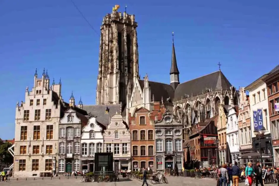 Grote Markt Sint Rombouts Kathedrale