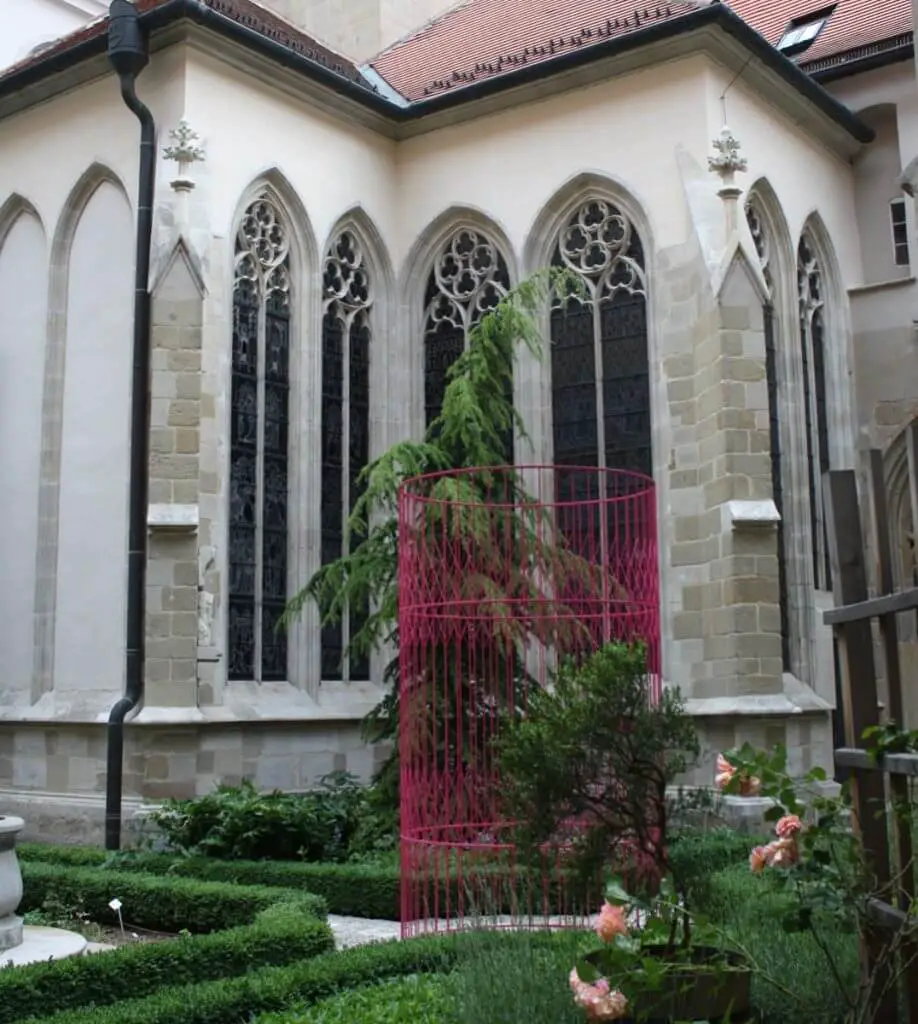 Kreuzgang Klosterneuburg - an unserer Klostergarten Route in Niederösterreich