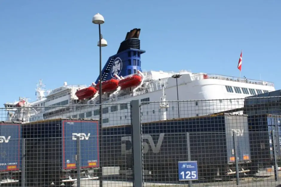 DFDS terminal parking during a DFDS Seaways Cruise from Copenhagen to Oslo?