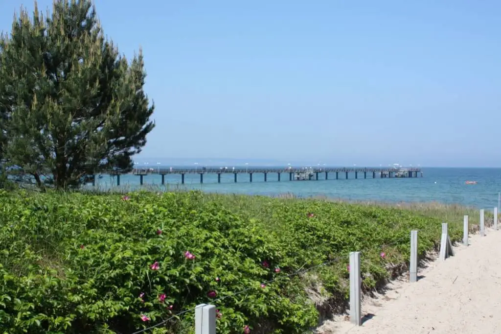 Sand, Sonne und Meer am Strand im Seebad Binz