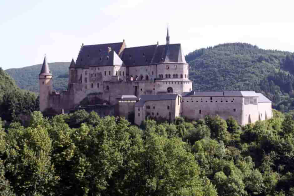 Vianden – ein Schloss im Ourtal