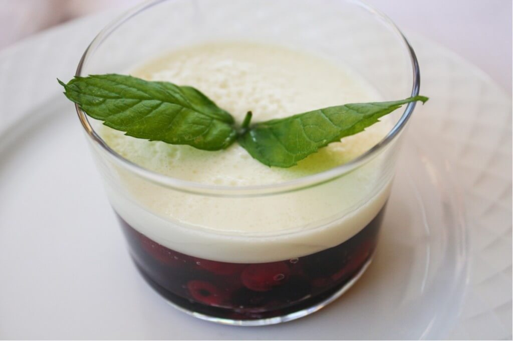 Berry dessert with fresh mint