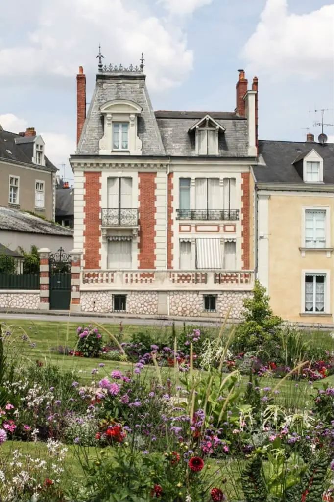 Am Square de Frome in Château-Gontier