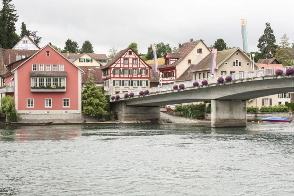 Brücke über den Rhein