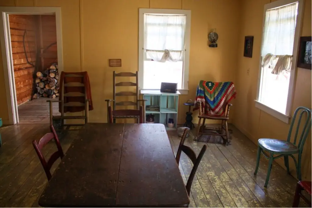 A simple room of the Acadians