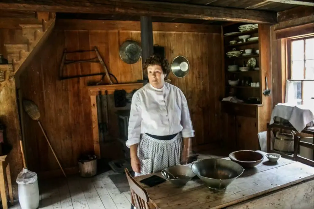 Ein Haus mit gußeisernem Ofen war schon etwas Besonderes im 19. Jahrhundert