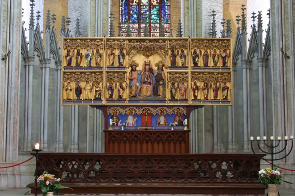 The high altar of St. Mary