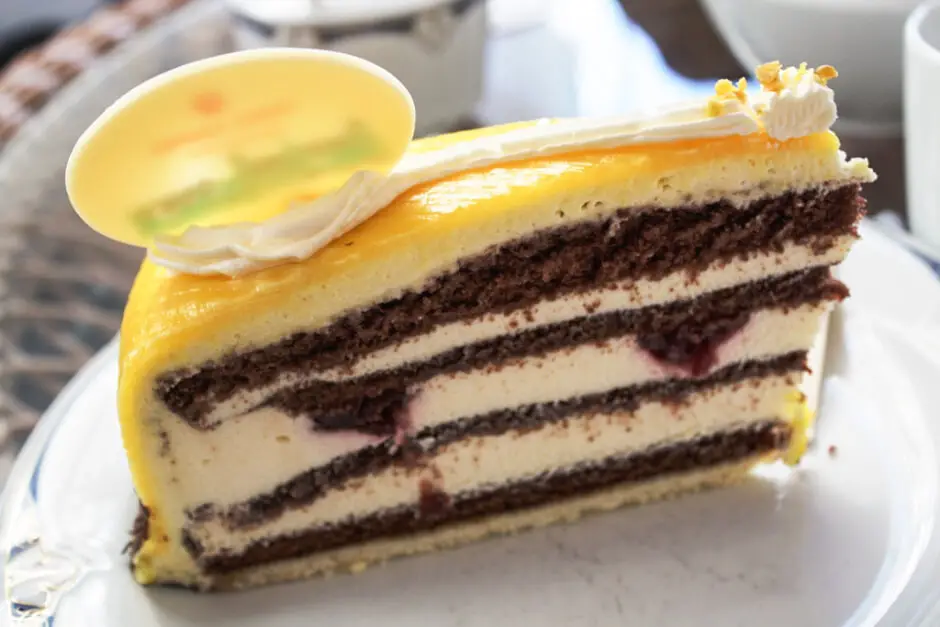 Delicious! The Kurhaus cake in the Café Glashaus in the Kurhaus Binz