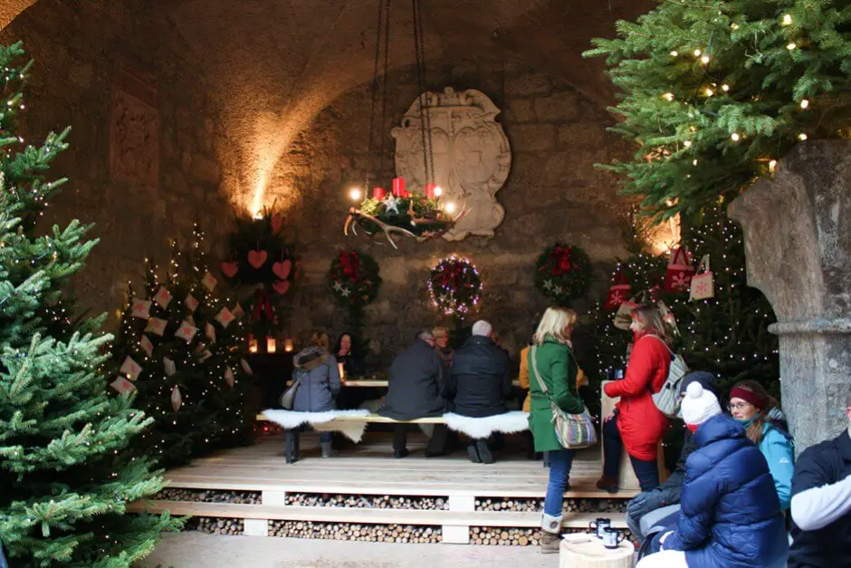 Weihnachtsstimmung in den Gewölben des Stiftskellers Salzburg zu Weihnachten