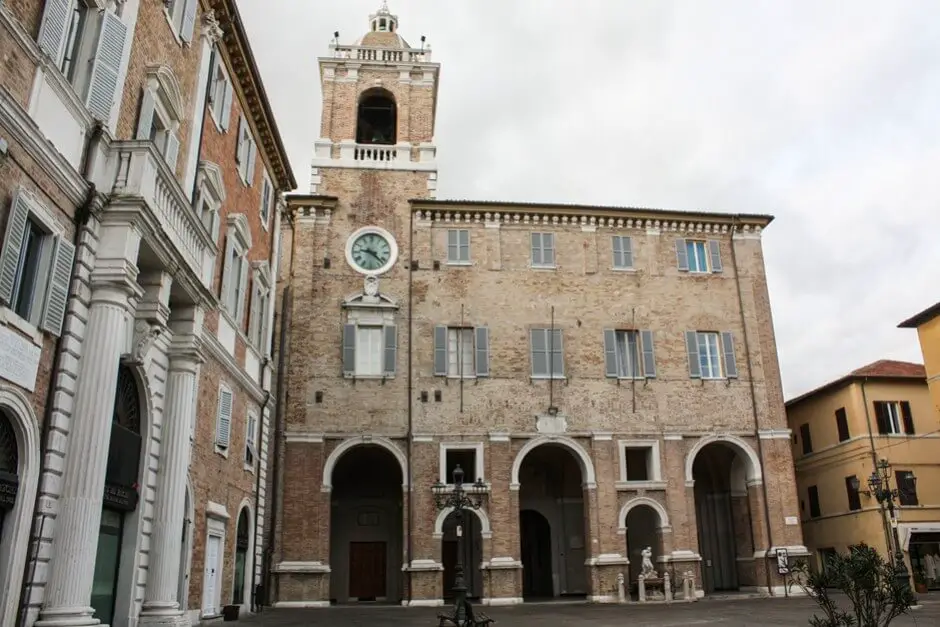 Das Rathaus von Senigallia in Marche