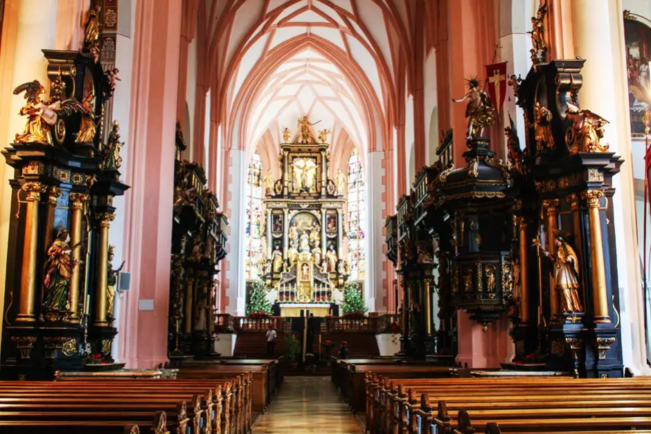 Hauptschiff der St. Michaels Basilika in Mondsee