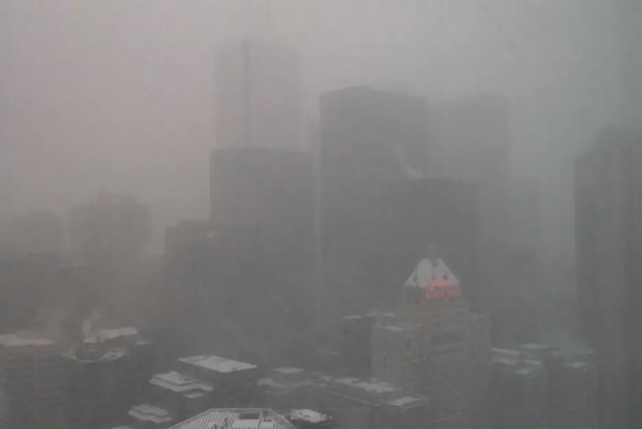 Schneesturm in Nordamerika : Toronto ist verschwunden