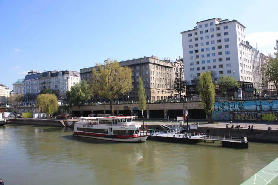 Donaukanal zum Prater - Wien Leopoldstadt Sehenswürdigkeiten
