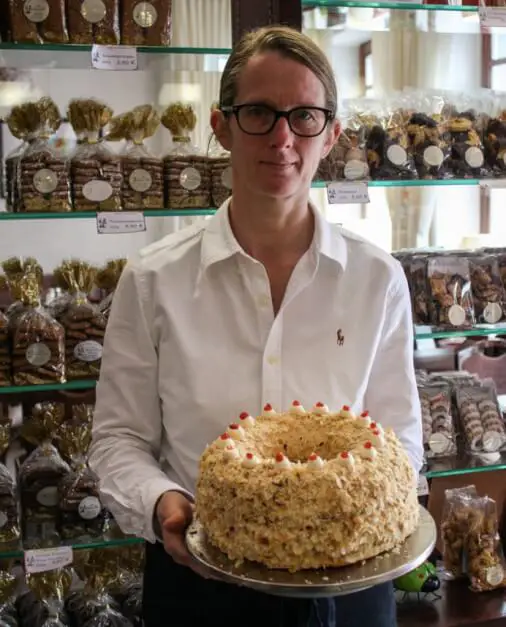 Frau Klein aus dem Café am Roten Haus 