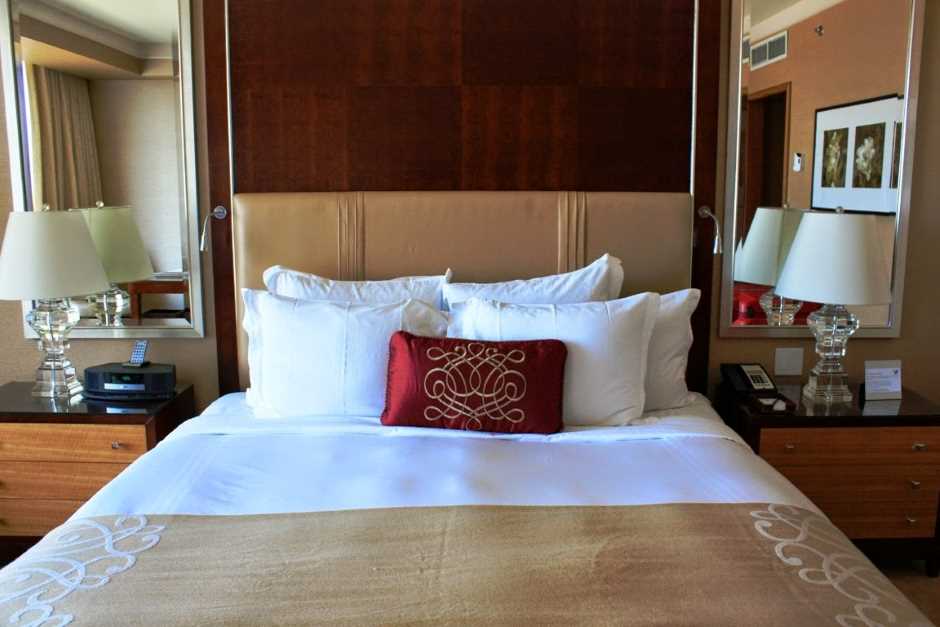 Bett im Ritz Carlton