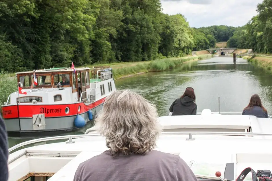 Gegenverkehr auf der Saone