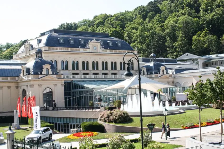 Blick auf das Casino Baden von unserem Balkon 