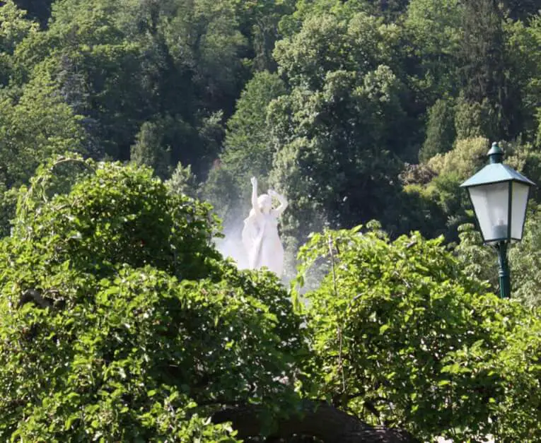 Undine im Kurpark von Baden bei Wien