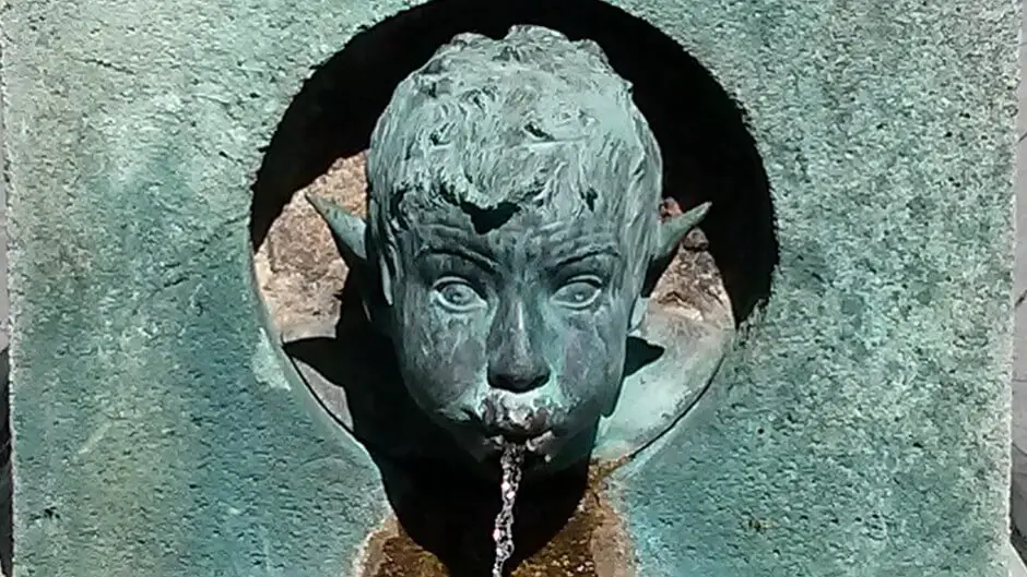 Water-spouting faun