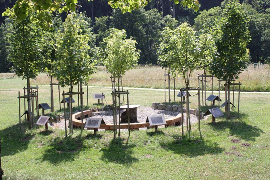 Planetary Tree Circle in the Spirit Park of the Event and Seminar Hotel Krainerhütte