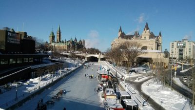 Well located hotels for Winterlude in Ottawa