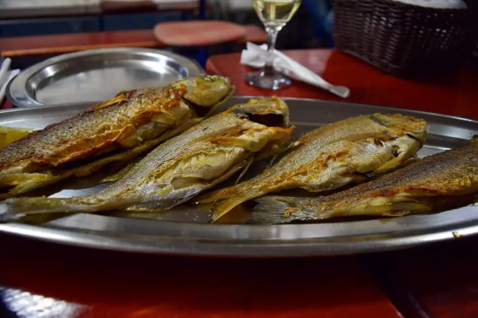 Delicious - sea bass, sea bream and other fresh fish