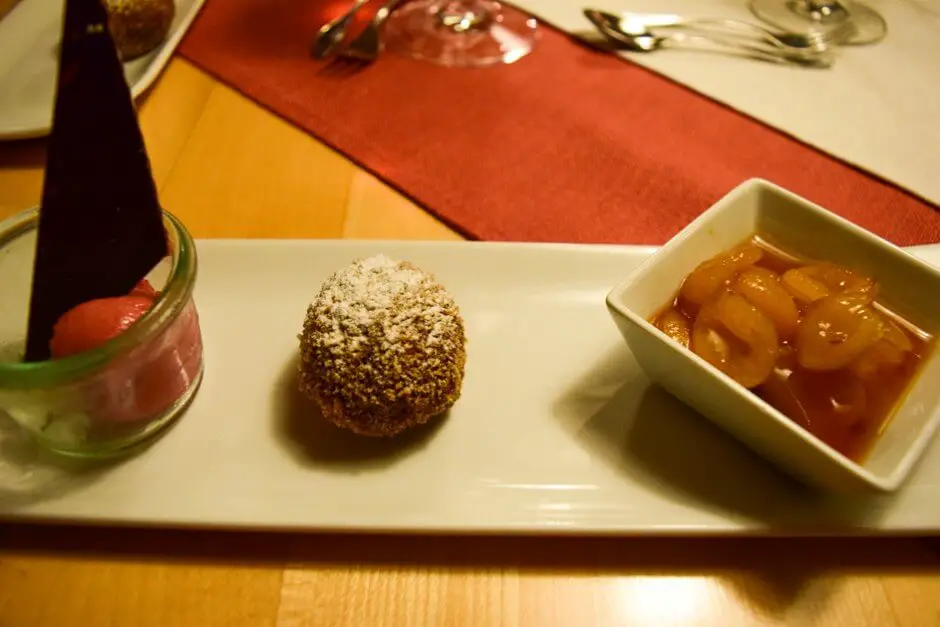 Eating well in Kleinwalsertal - Dessert Dreierlei in Wirtshaus Hoheneck