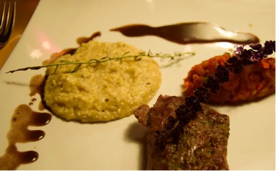 Eating well in the Kleinwalsertal - rack of lamb with polenta and peppers